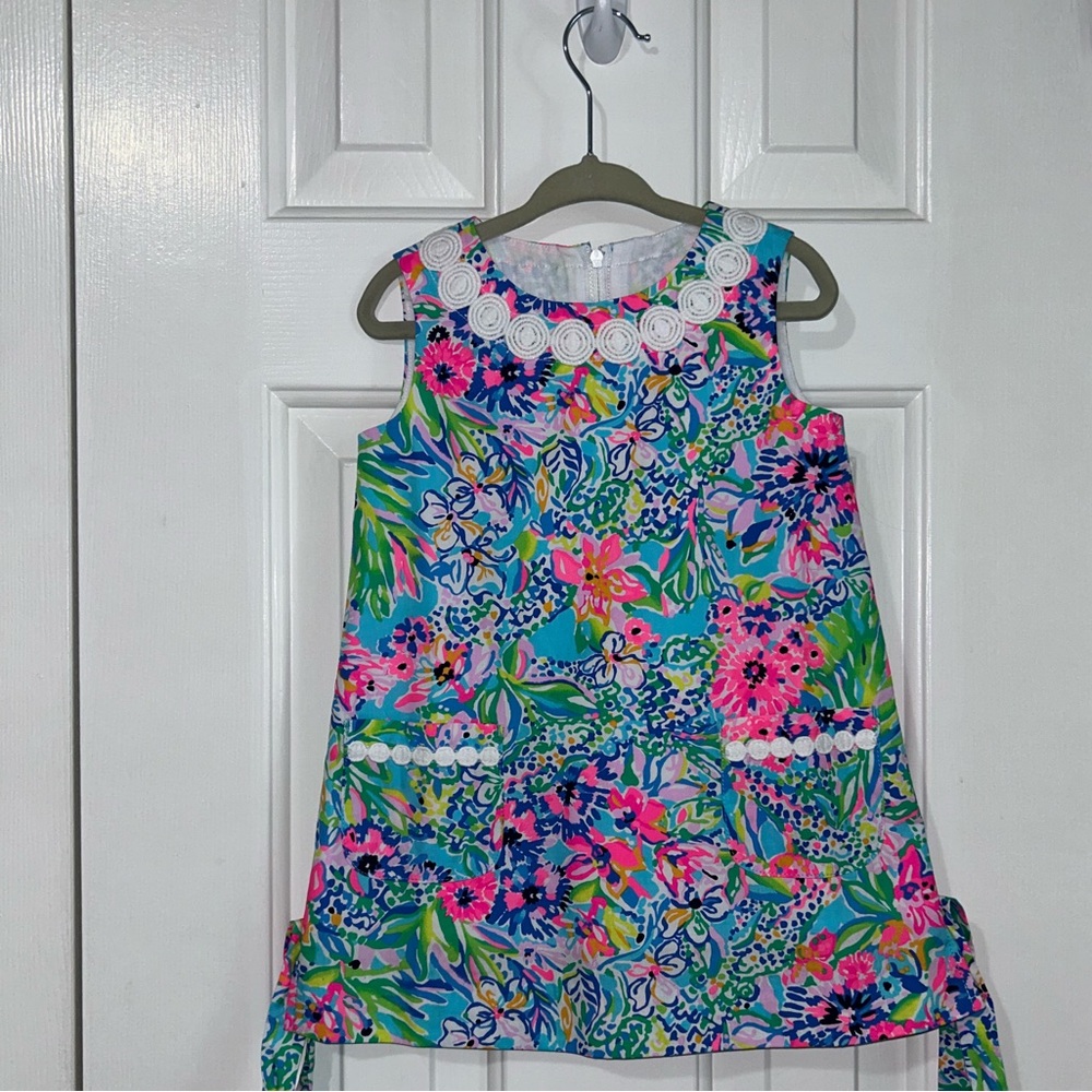 NWT 2T Girls Little Lilly Classic Shift Dress in Amalfi Blue Alligator Isle